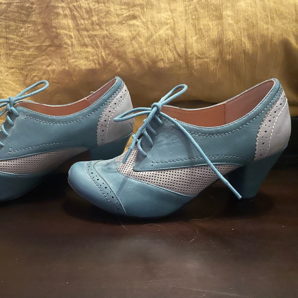 Chelsea Crew vintage heels